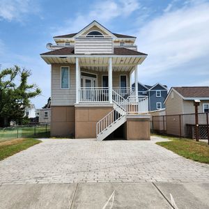 207 W 9th Ave, North Wildwood, NJ, 08260