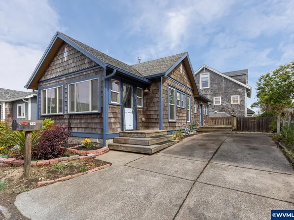 714 NW 2nd Ct, Newport, OR 97365