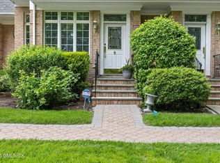 104 Ritch Ave W APT 6, Greenwich, CT 06830