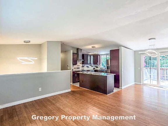 4th image of 17606 Brook Blvd