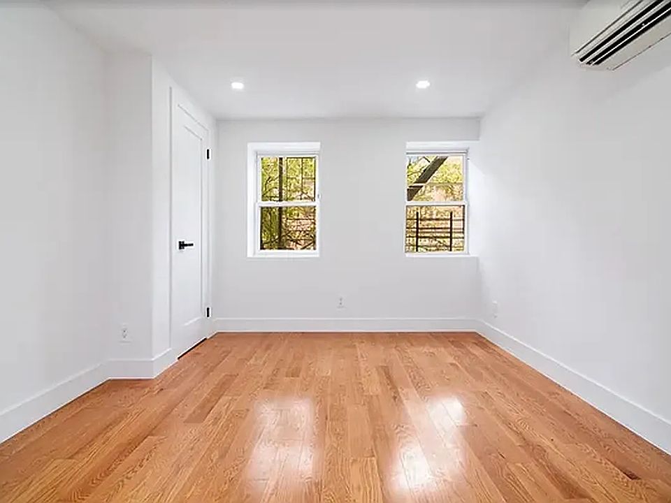 2nd image of 457 Park Pl #3F