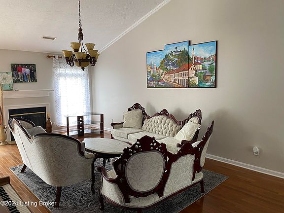 5th image of 4622 Shenandoah Dr
