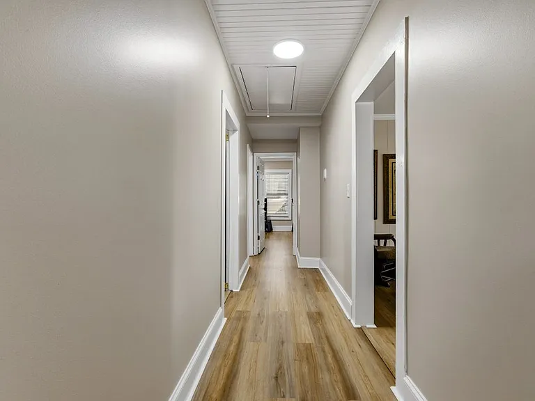 1300 N Main St #1 — Photo 12