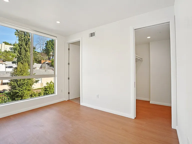 6162 Oak Crest Way #6162 — Photo 29