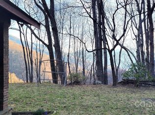 334 Wayah Zooshuga Rd, Maggie Valley, NC 28751