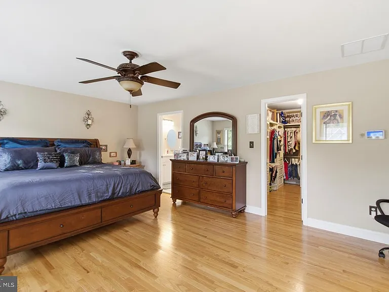 14997 Grassy Knoll Ct — Photo 31
