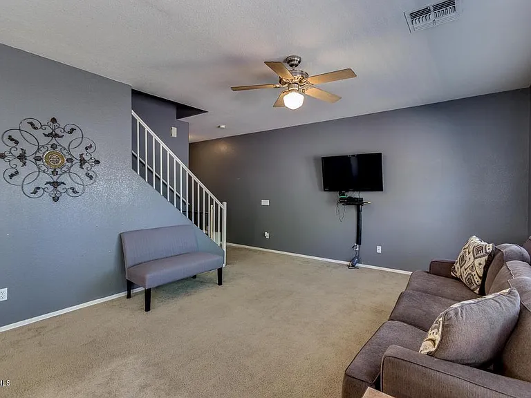 620 E Banelli Pl — Photo 1