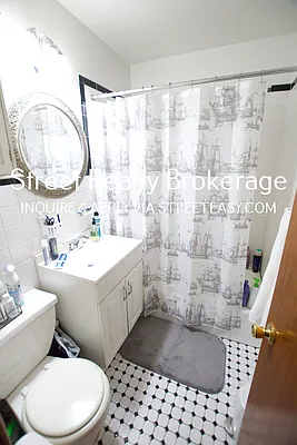 Rented by Street Realty Brokerage LLC | media 13
