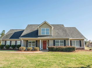 1020 Whispering Lakes Dr, Madison, GA 30650