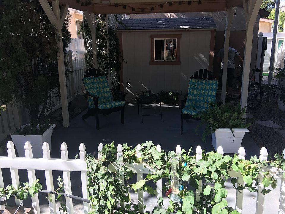 Outdoor patio