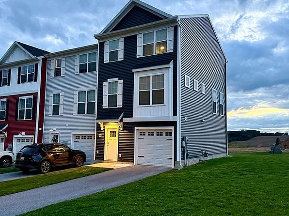 34 Hudson Blvd