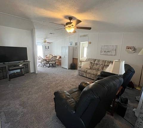 5th image of 628 Tulip Cir W