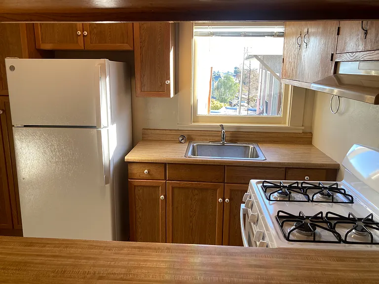 4657 San Sebastian Ave — Photo 2