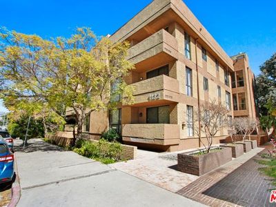1132 S Doheny Dr APT 301, Los Angeles, CA, 90035