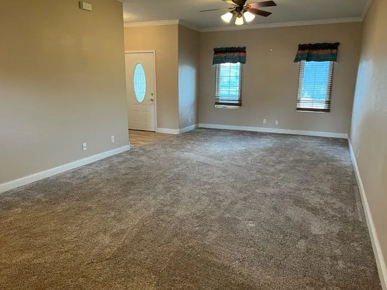 4001 W Philip Ave — Photo 8