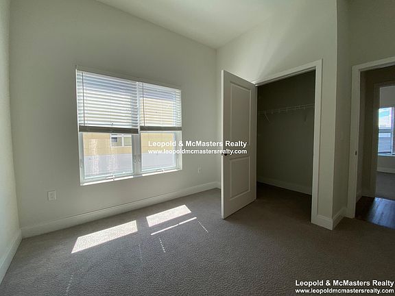 5th image of 21 Newport Ave #4