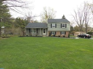 12 Walden Way, Chalfont, PA