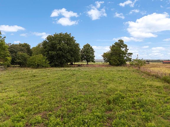 2nd image of 23480 County Road 4118