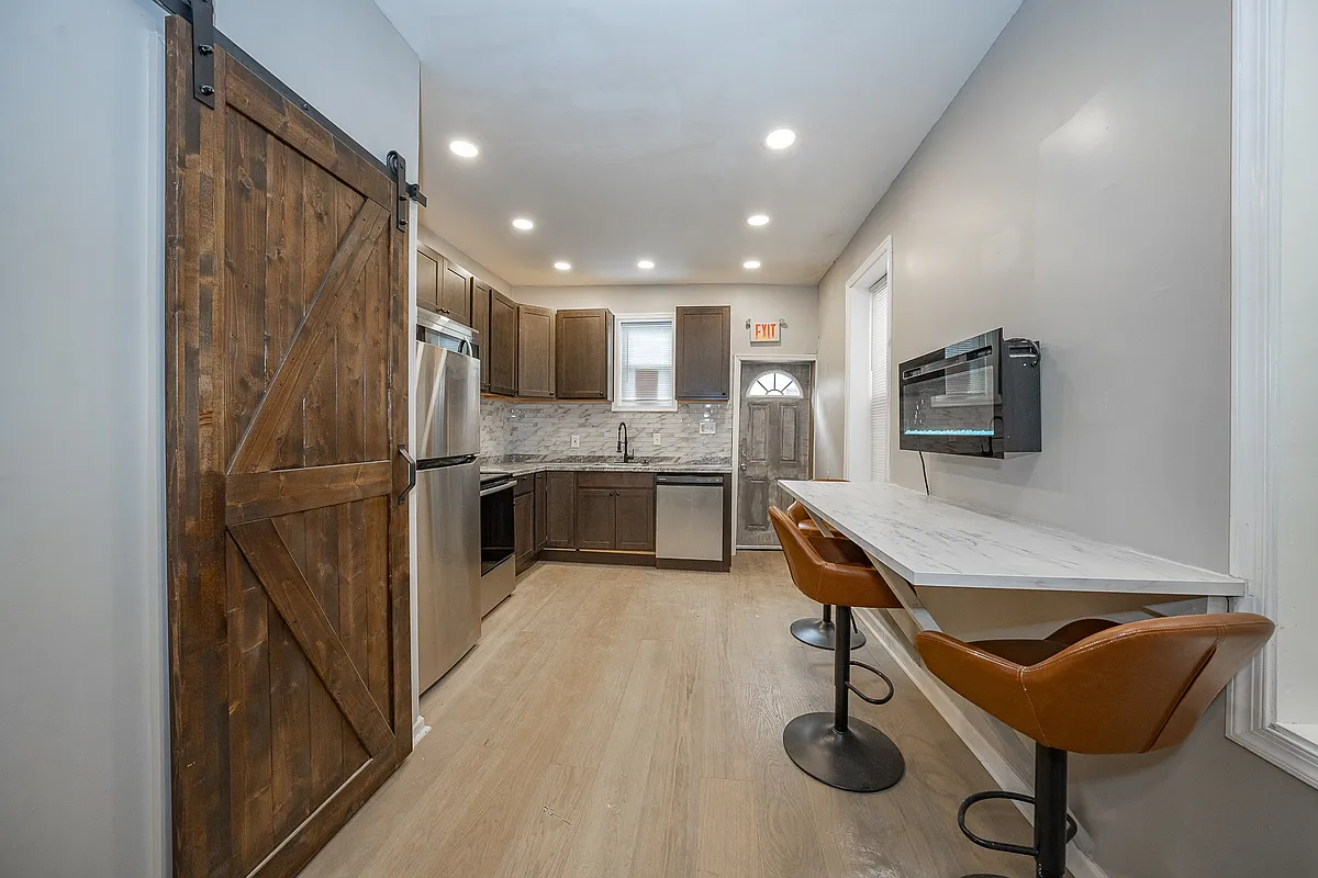 Building Photo - 2234 N 16th St #1