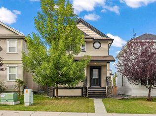 42 S Everglen Mnr SW, Calgary, AB T2Y5G3