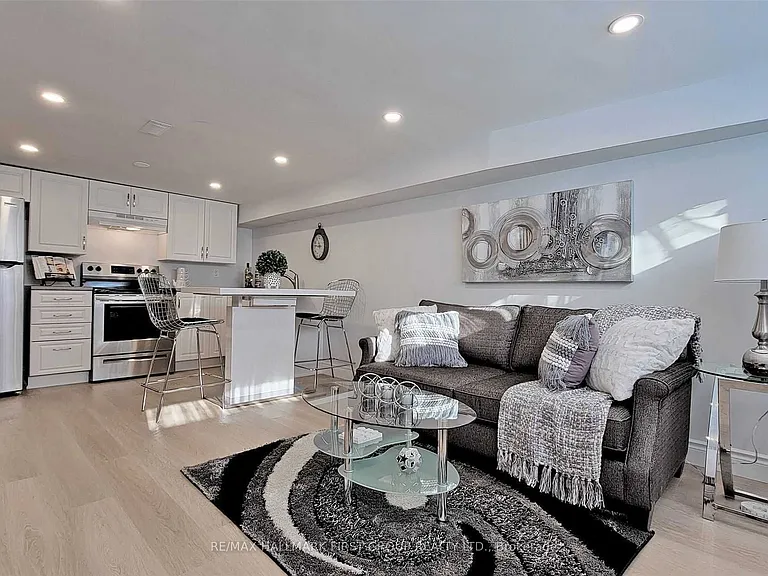 62 Ambassador St #BASEMENT — Photo 9