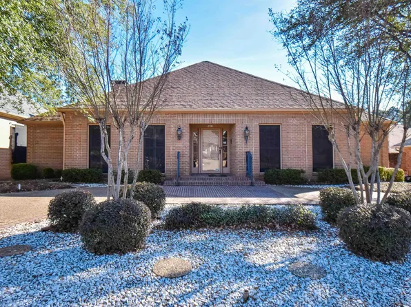 1402 Mary Lee Ln, Longview, TX 75601