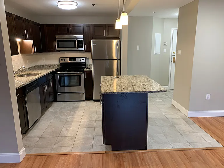 1101 Beacon St #22 — Photo 4