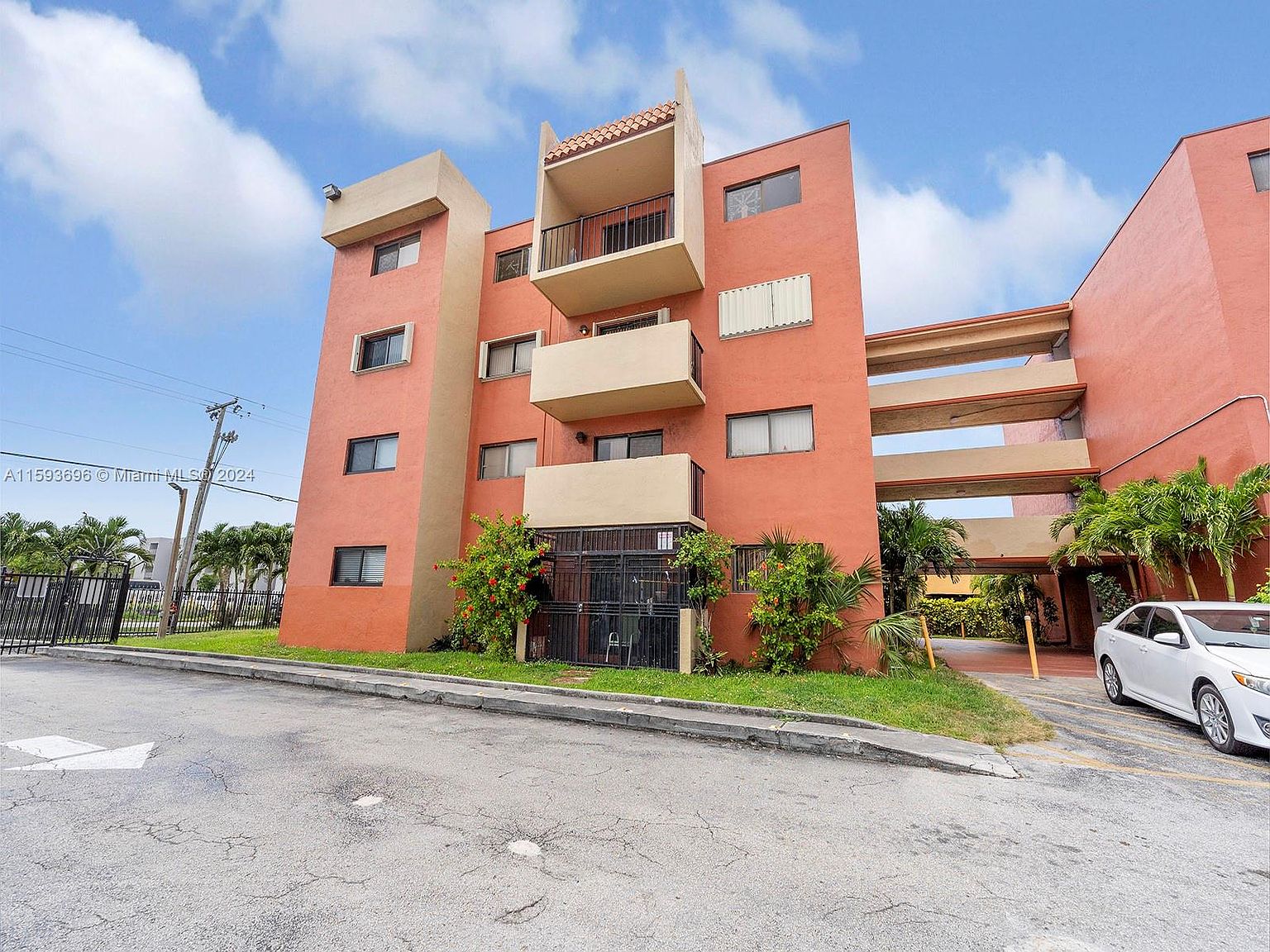 8095-nw-8th-st-apt-103-miami-fl-33126-zillow