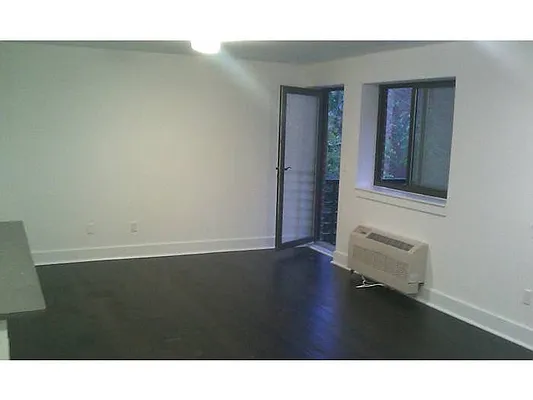 Rented by Metro Garden Realty NYC | media 4