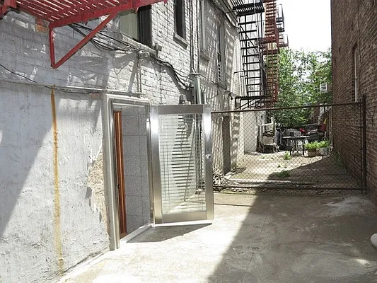 Rented by Target Realty Group | media 7