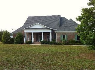 530 P J Roberts Rd, Jefferson, GA 30549