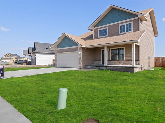 3rd image of 3202 Park View Dr