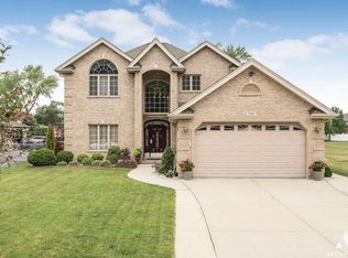 7322 W 72nd St, Bridgeview, IL 60455