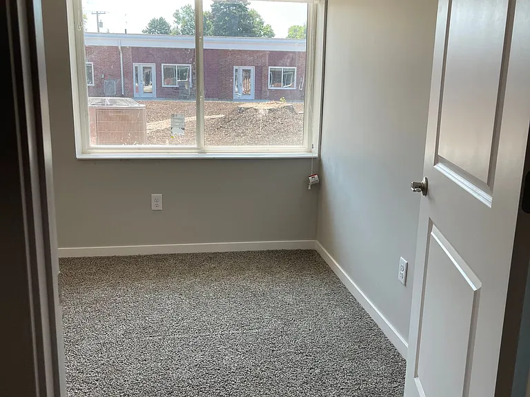 Fremont Omega Apartments — Photo 7