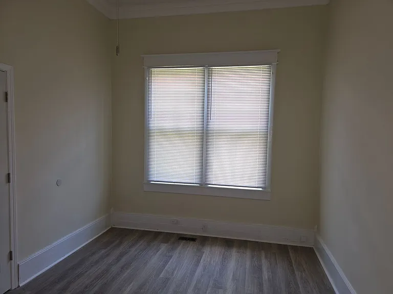 260 Green St — Photo 7
