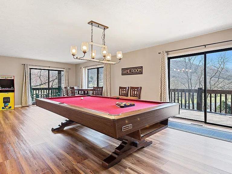 182 Allison Dr — Photo 12