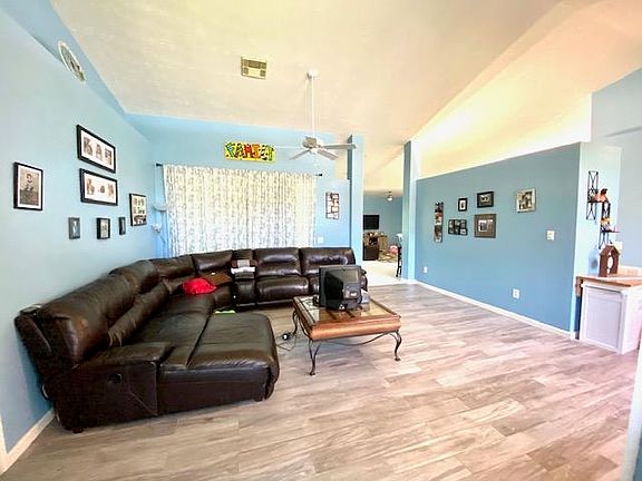 2nd image of 124 SW Ladybug Dr