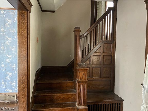2nd image of 409 West Ave