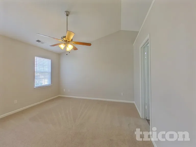 12724 Deaton Hill Dr — Photo 7