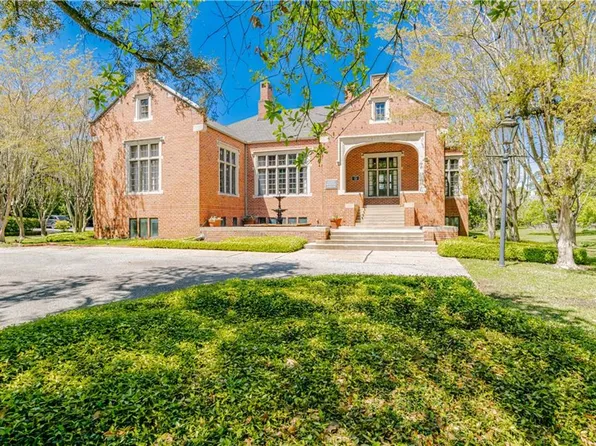 1668 Government St, Mobile, AL 36604
