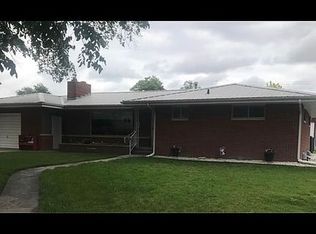 312 Grant St, Quinter, KS 67752