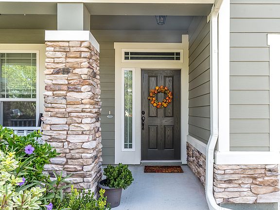 4th image of 7045 Rosabella Cir
