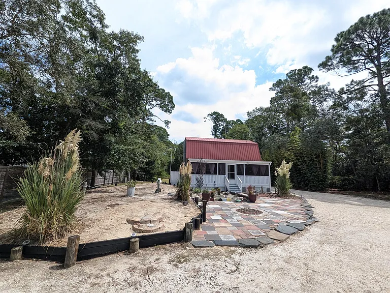 3348 Lowery Dr — Photo 40