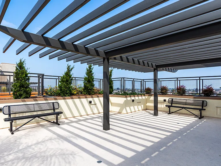 Terraces at Nevin — Photo 6