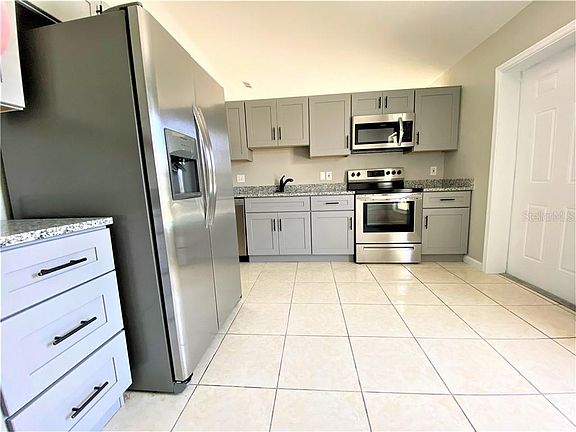 4th image of 78 Blackberry Creek Dr
