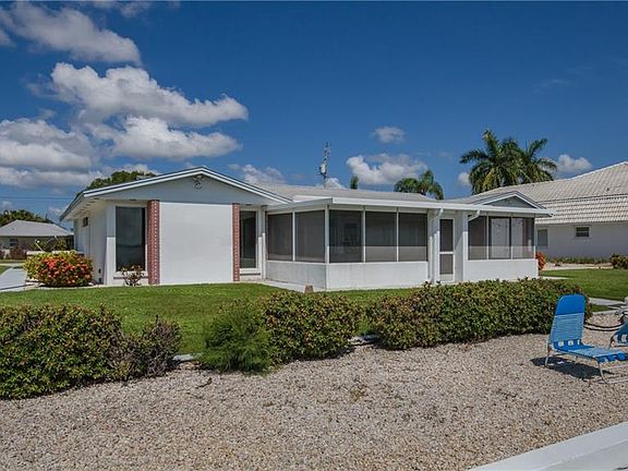 4th image of 5903 SW 1st Ave