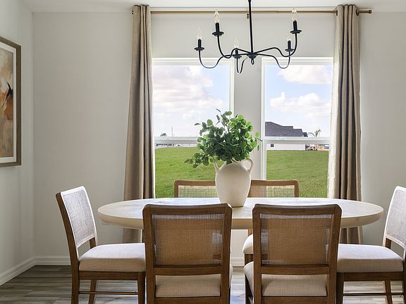 Esperanza Dining Room