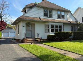 141 Warrington Dr, Rochester, NY 14618