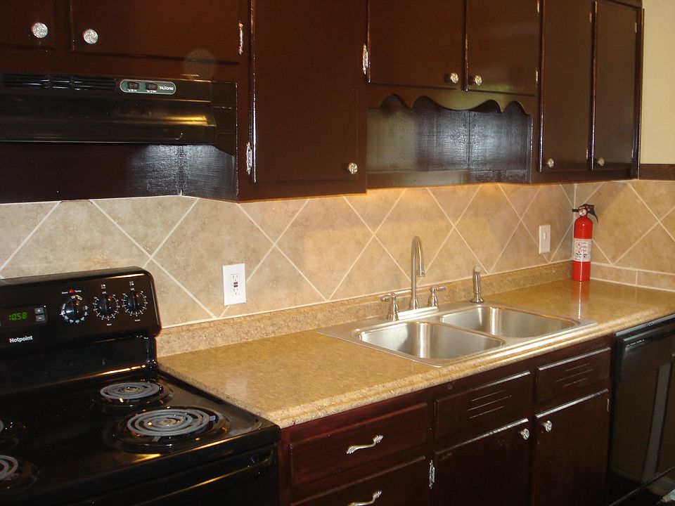 2nd image of 735 Cobb Pkwy N APT 14