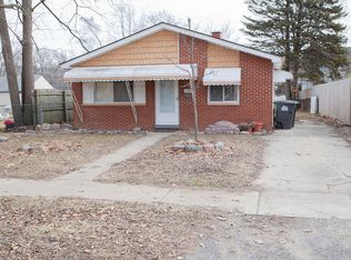 6431 Elm St, Taylor, MI 48180